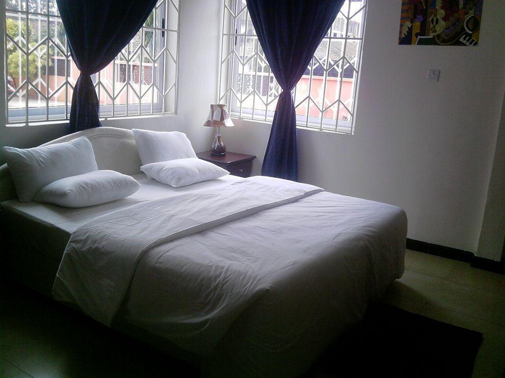 Tribeca Hotel Ghana Accra Exterior photo